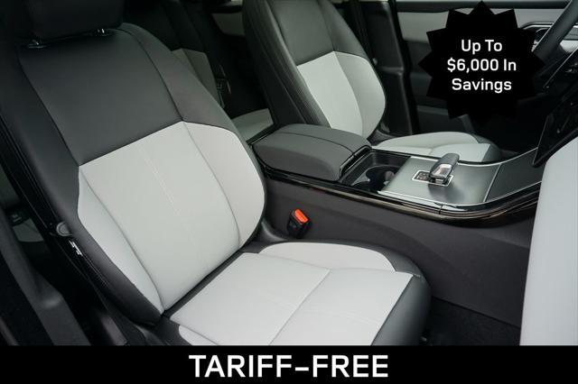 Photo of 2025 Santorini Black Metallic Land Rover Range Rover Velar