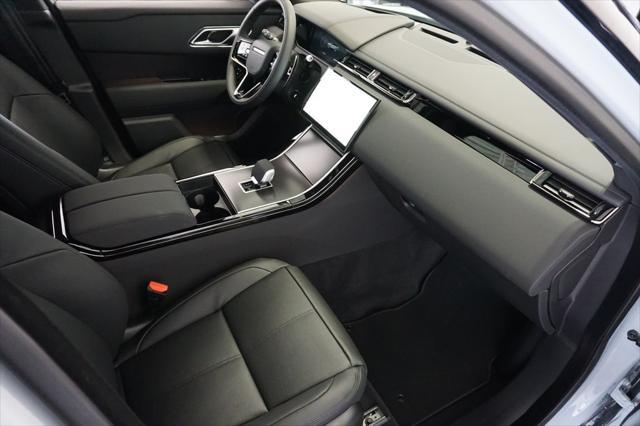 Photo of 2026 Arroios Land Rover Range Rover Velar