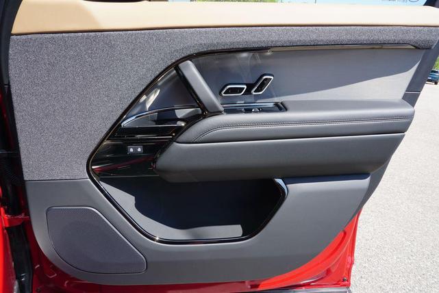 Photo of 2025 Red Metallic Land Rover Range Rover Sport