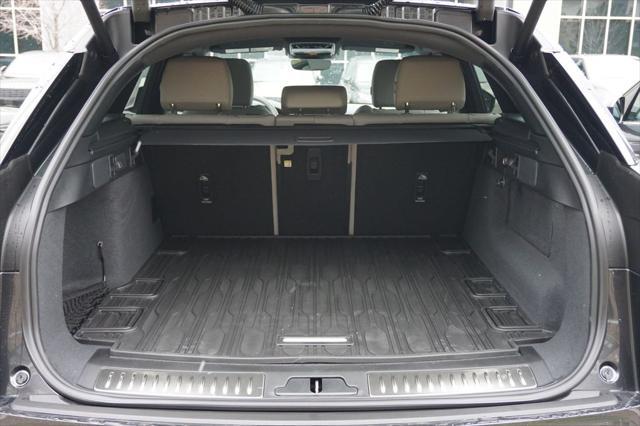 Photo of 2026 Carpathian Land Rover Range Rover Velar