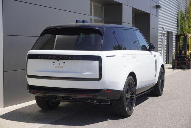 Photo of 2025 White Land Rover Range Rover