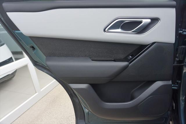 Photo of 2026 Giola Green Metallic Land Rover Range Rover Velar