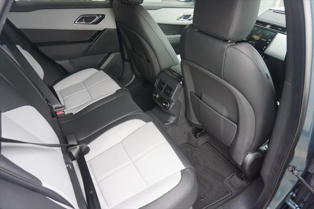 Photo of 2026 Giola Green Metallic Land Rover Range Rover Velar