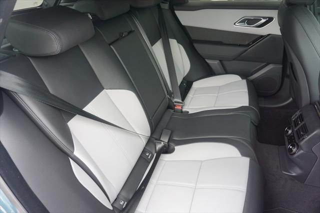 Photo of 2026 Giola Green Metallic Land Rover Range Rover Velar