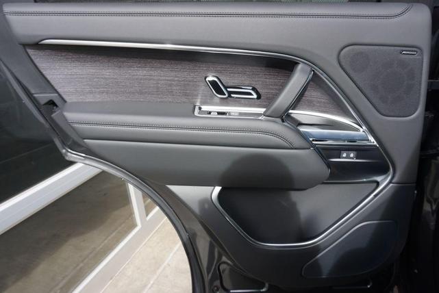 Photo of 2025 Carpathian Land Rover Range Rover