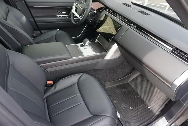 Photo of 2025 Carpathian Land Rover Range Rover