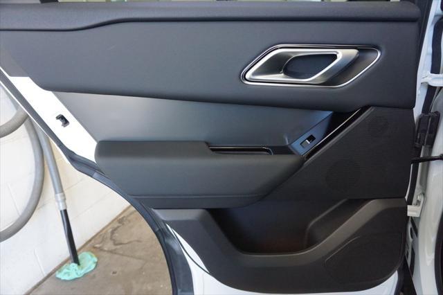 Photo of 2026 Fuji Land Rover Range Rover Velar