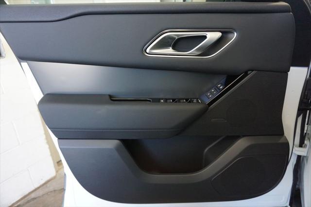 Photo of 2026 Fuji Land Rover Range Rover Velar