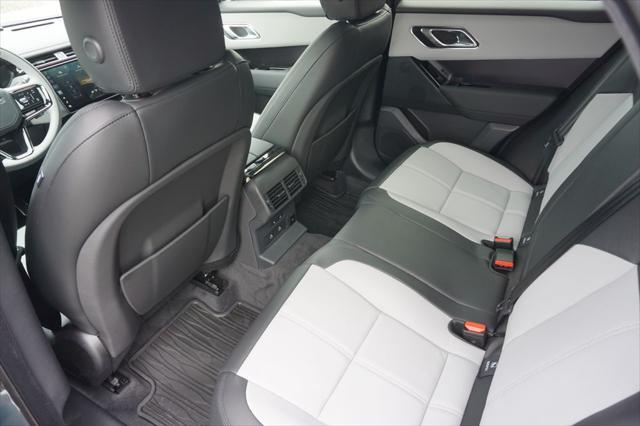 Photo of 2026 Giola Green Metallic Land Rover Range Rover Velar