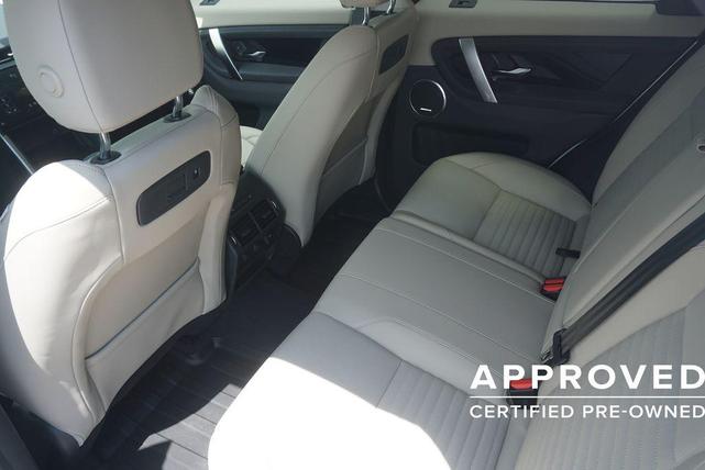 Photo of 2024 Fuji White Land Rover Discovery Sport