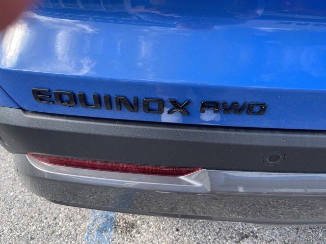 Photo of 2026 Blue Chevrolet Equinox