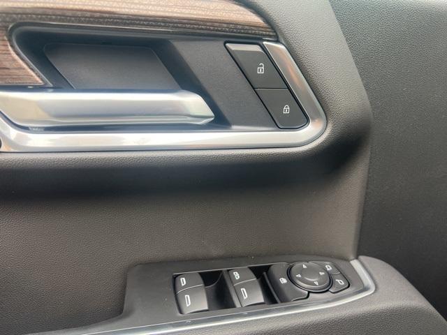 Photo of 2026 Gray Chevrolet Silverado 1500