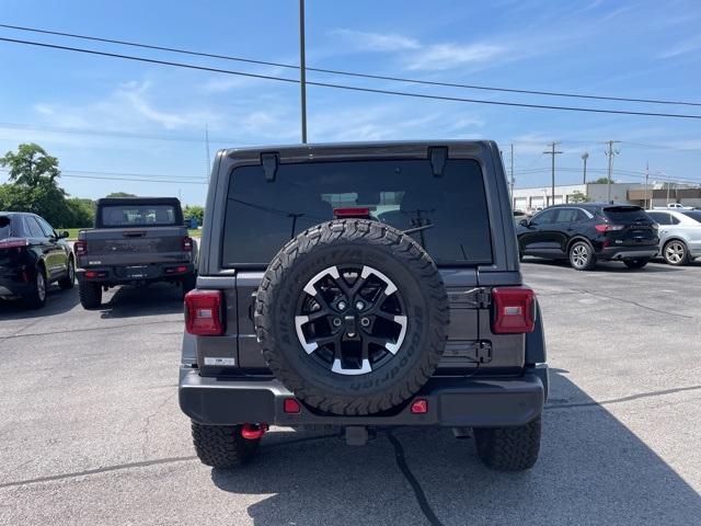 Photo of 2025 Granite Crystal Clearcoat Metallic Jeep Wrangler