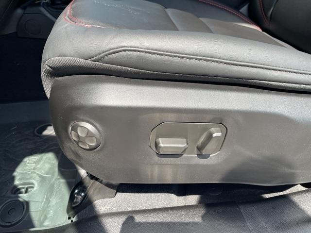 Photo of 2025 Granite Crystal Clearcoat Metallic Jeep Wrangler