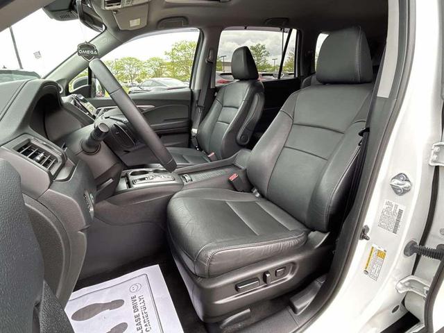 Photo of 2021 Platinum White Pearl Honda Pilot