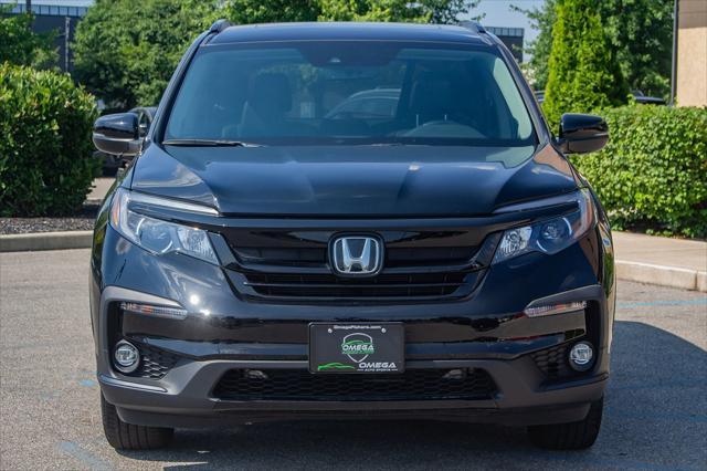 Photo of 2022 Crystal Black Pearl Honda Pilot