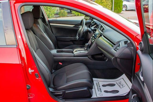 Photo of 2018 Rallye Red Honda Civic