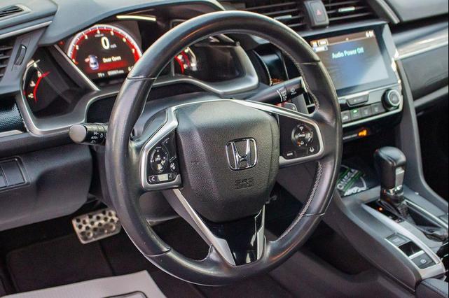 Photo of 2018 Rallye Red Honda Civic