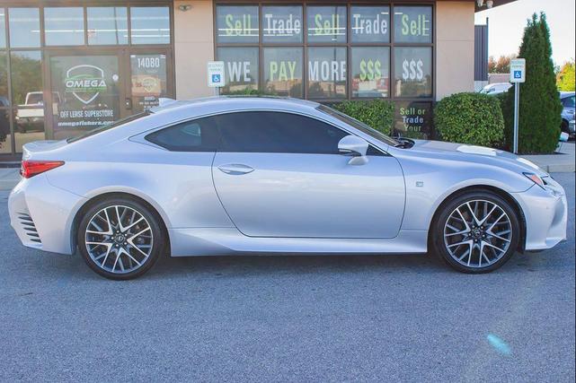 Photo of 2017 Silver Lining Metallic Lexus RC 350