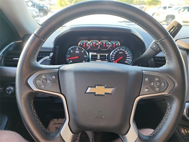 Photo of 2015 Silver Ice Metallic Chevrolet Tahoe