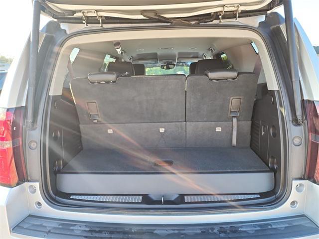 Photo of 2015 Silver Ice Metallic Chevrolet Tahoe