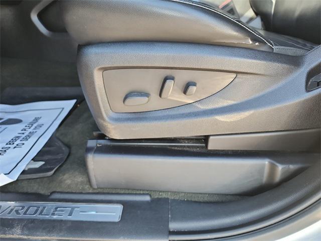 Photo of 2015 Silver Ice Metallic Chevrolet Tahoe