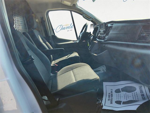 Photo of 2023 Oxford White Ford Transit-250