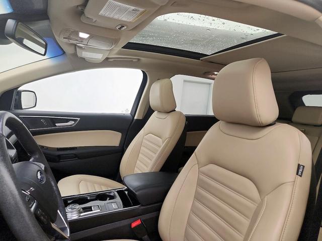 Photo of 2020 Black Ford Edge