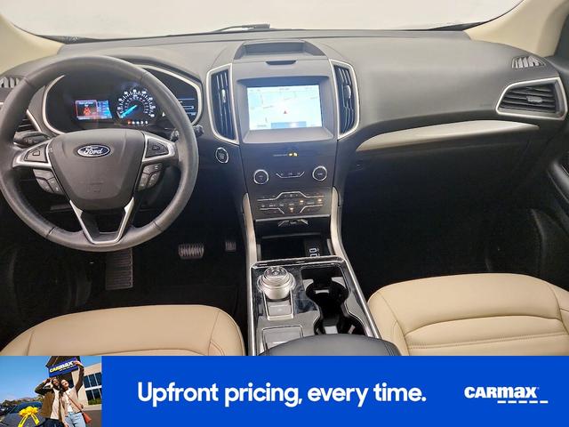 Photo of 2020 Black Ford Edge