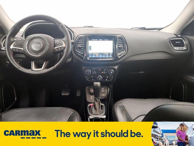 Photo of 2021 White Jeep Compass