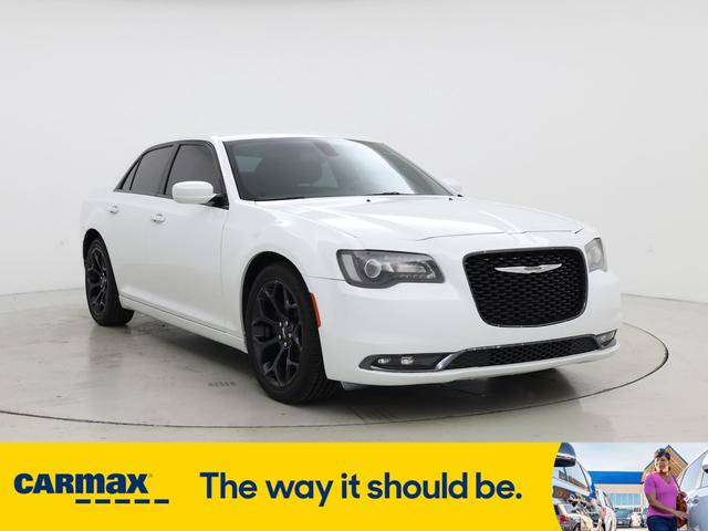 2020 Chrysler 300