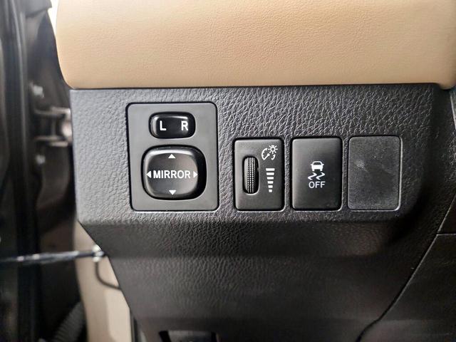 Photo of 2015 Brown Toyota RAV4