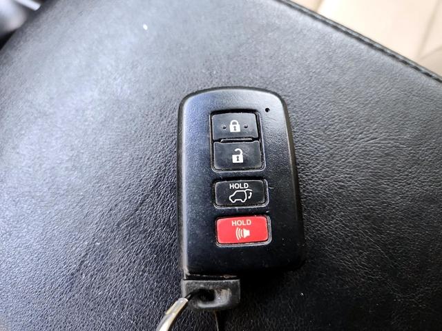 Photo of 2015 Brown Toyota RAV4