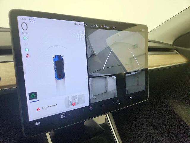 Photo of 2021 White Tesla Model Y