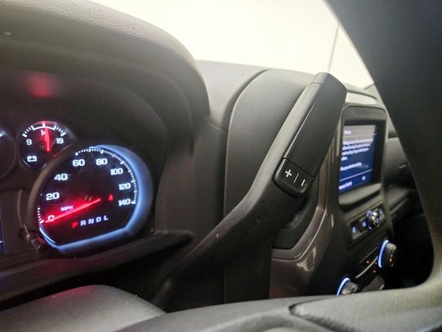 Photo of 2022 White Chevrolet Silverado 1500