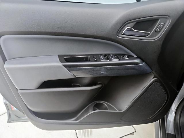 Photo of 2021 Gray Chevrolet Colorado