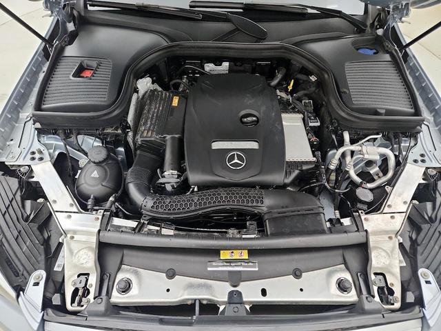 Photo of 2018 Silver Mercedes-Benz GLC 300