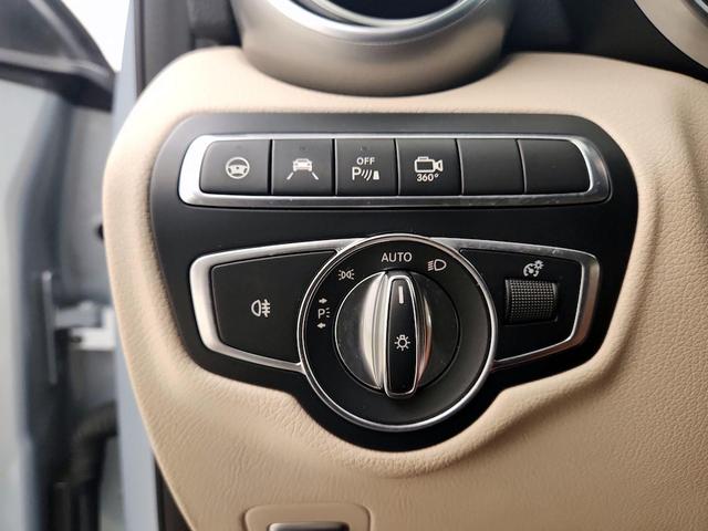 Photo of 2018 Silver Mercedes-Benz GLC 300
