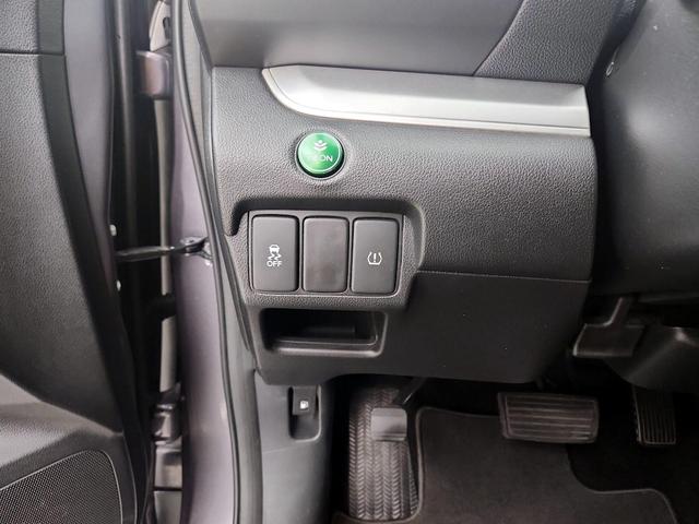 Photo of 2016 Gray Honda CR-V