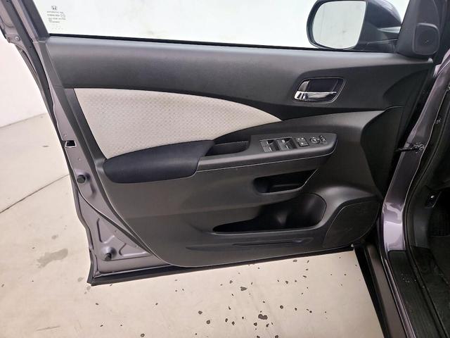 Photo of 2016 Gray Honda CR-V