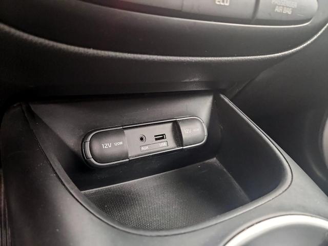 Photo of 2014 Silver Kia Soul