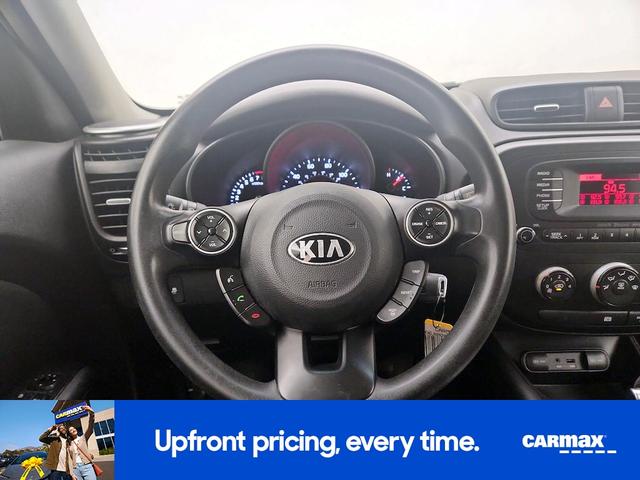 Photo of 2014 Silver Kia Soul
