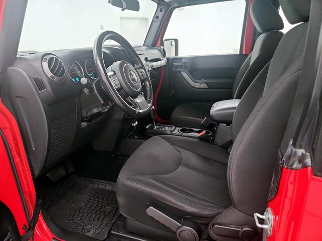 Photo of 2018 Red Jeep Wrangler
