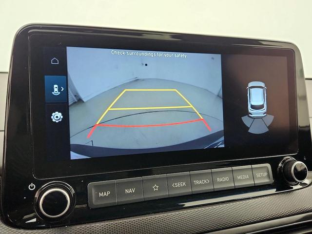 Photo of 2022 White Hyundai KONA