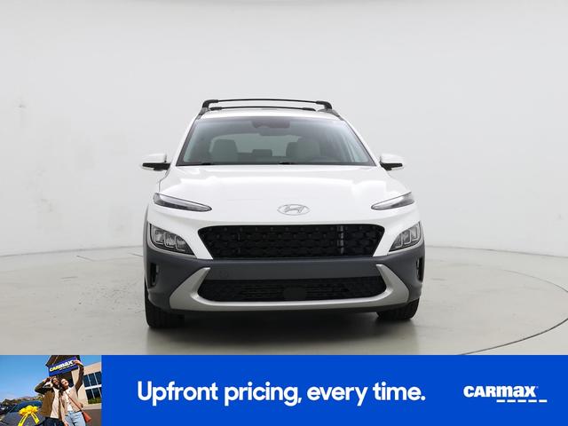 Photo of 2022 White Hyundai KONA