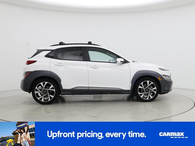 Photo of 2022 White Hyundai KONA
