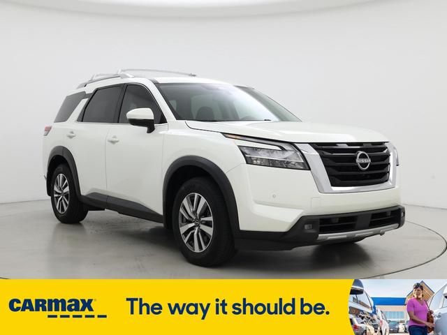 2022 Nissan Pathfinder