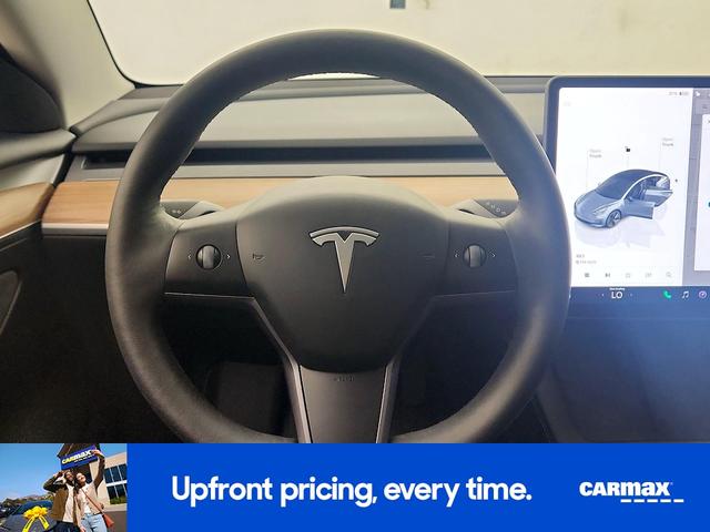 Photo of 2023 Gray Tesla Model 3