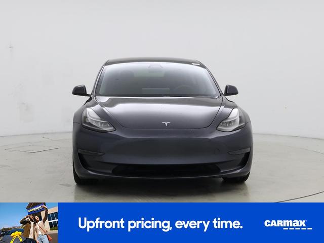 Photo of 2023 Gray Tesla Model 3