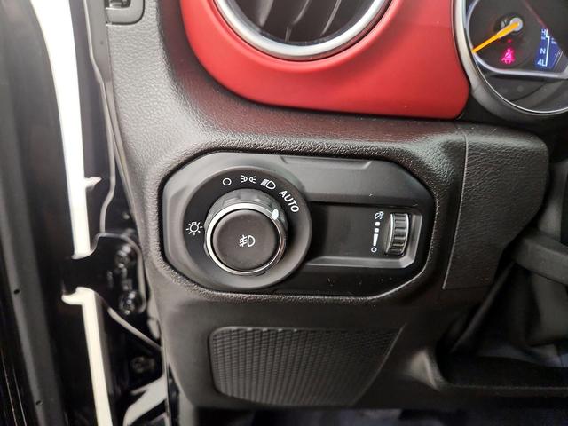 Photo of 2023 Black Jeep Wrangler